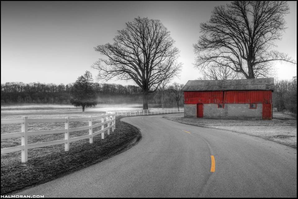 Red barn #7009